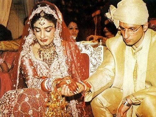 Indian Famous Actress Raveena Tandon Wedding Unseen Pictures - B & G