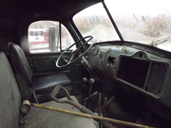 1959 Mack B81 Dump Truck - Old Truck