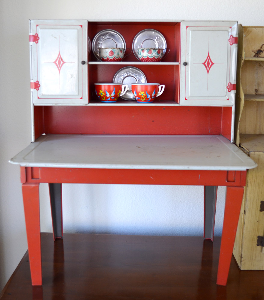 The Copycat Collector COLLECTION 204 Vintage Child's Kitchen