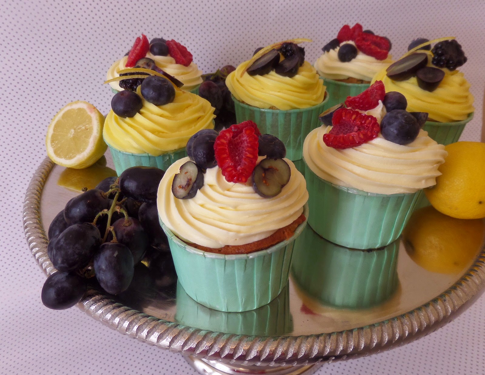 The Darling Cake Company Fruit cupcakes