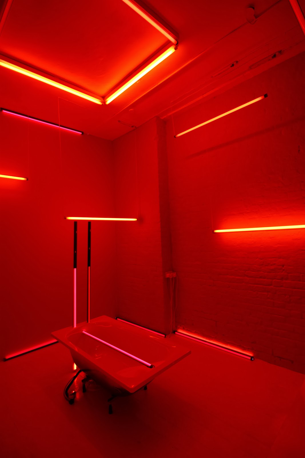 ULI 」 RED ROOM Installation I