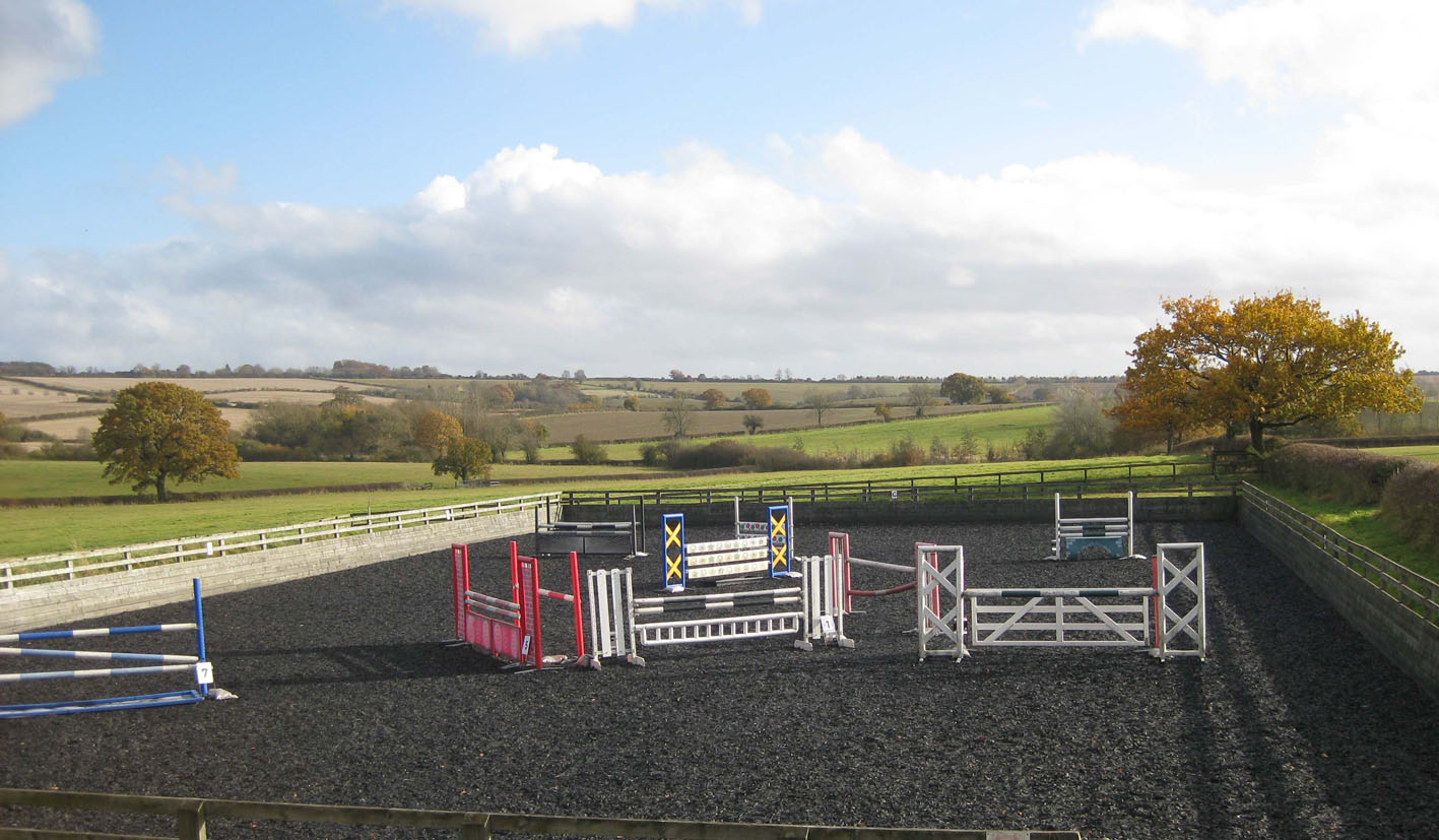 Lyneham Heath Equestrian