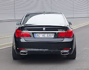 2010 BMW 7-Series ranks 5 out of 8 Super Luxury Cars. bmw 