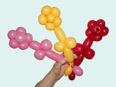 Balloon animals twisting instructions: Balloon flower. How to make one
