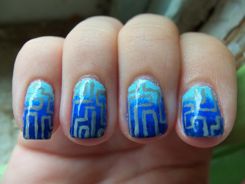 Meg's Manicures Maze Nails