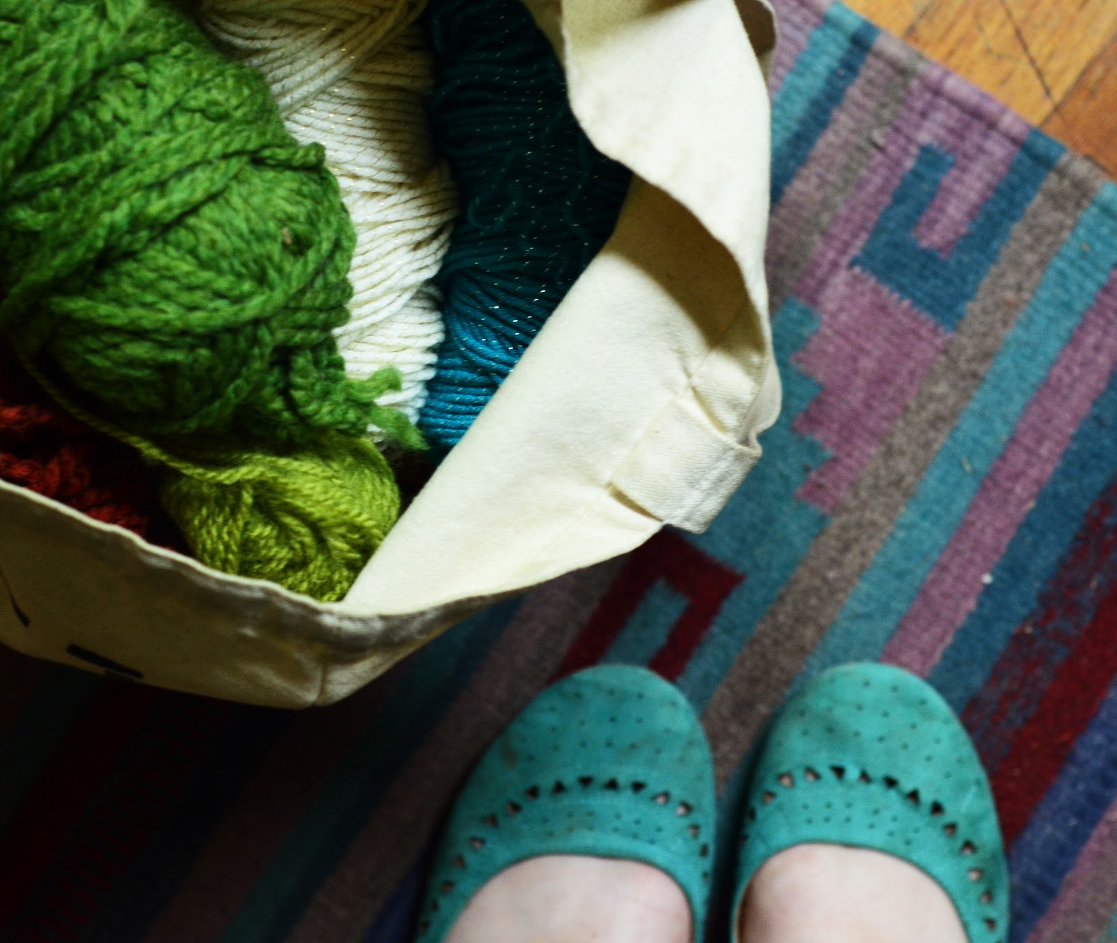 natalie creates project 2 of 25 yarnwrapped vases