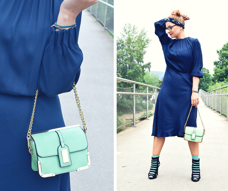 Streetstyle mit Midikleid, Bloggerstyle Midikleid Modeblog, Midikleid Streetstyle