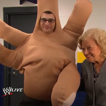 Raw.1000.Mae.Young.&.Hand.png