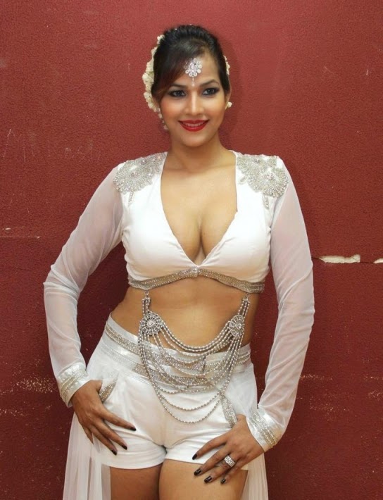 Tanisha singh bollywood actress