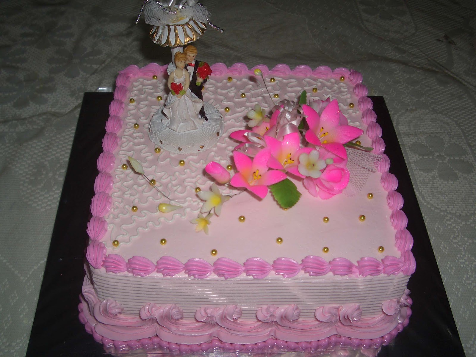 Orchid Cake Anniversary Cake, Kue Tart dgn hiasan Pengantin.