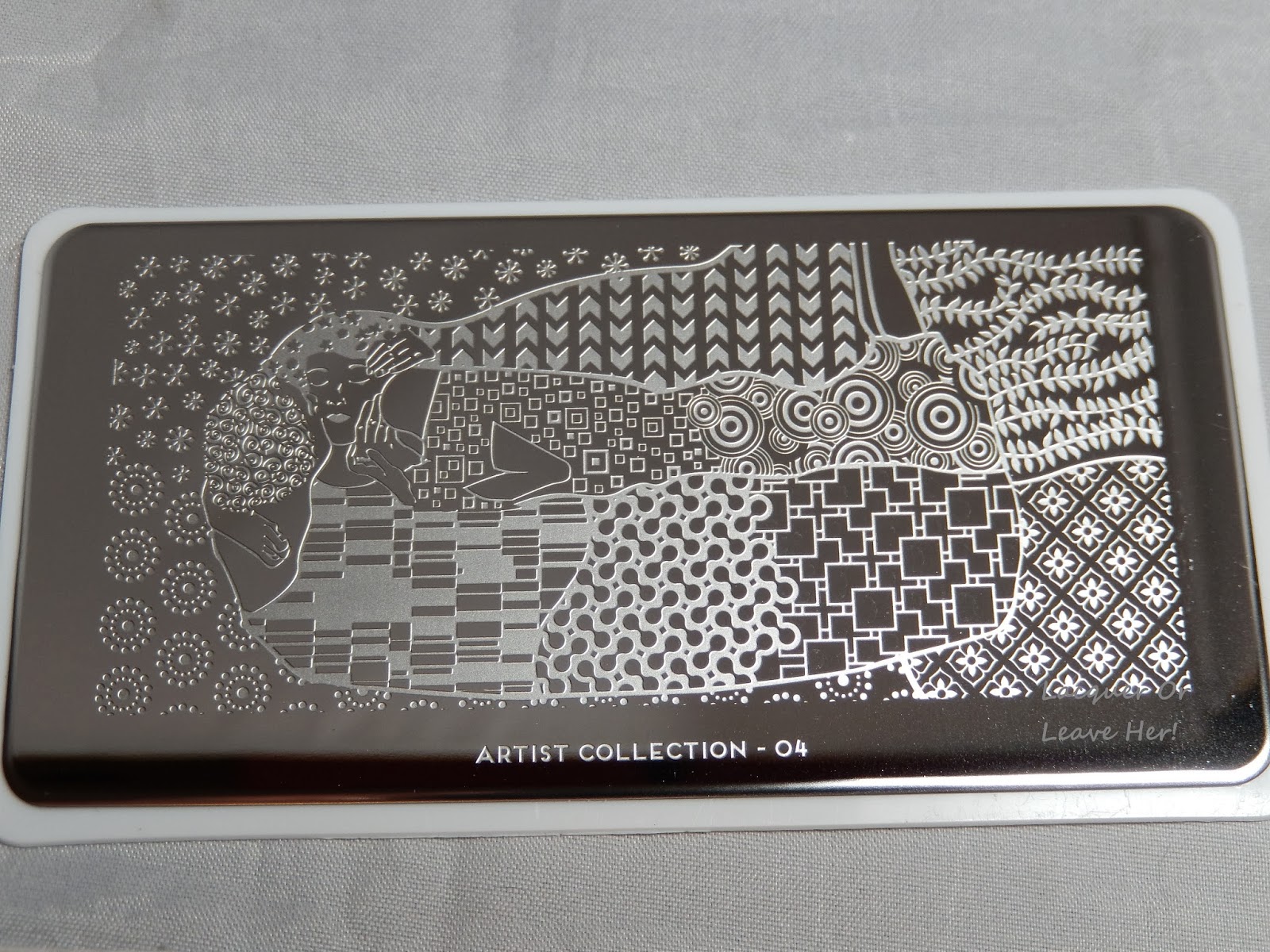 Lacquer or Leave Her! Review and HowTo MoYouLondon Artist