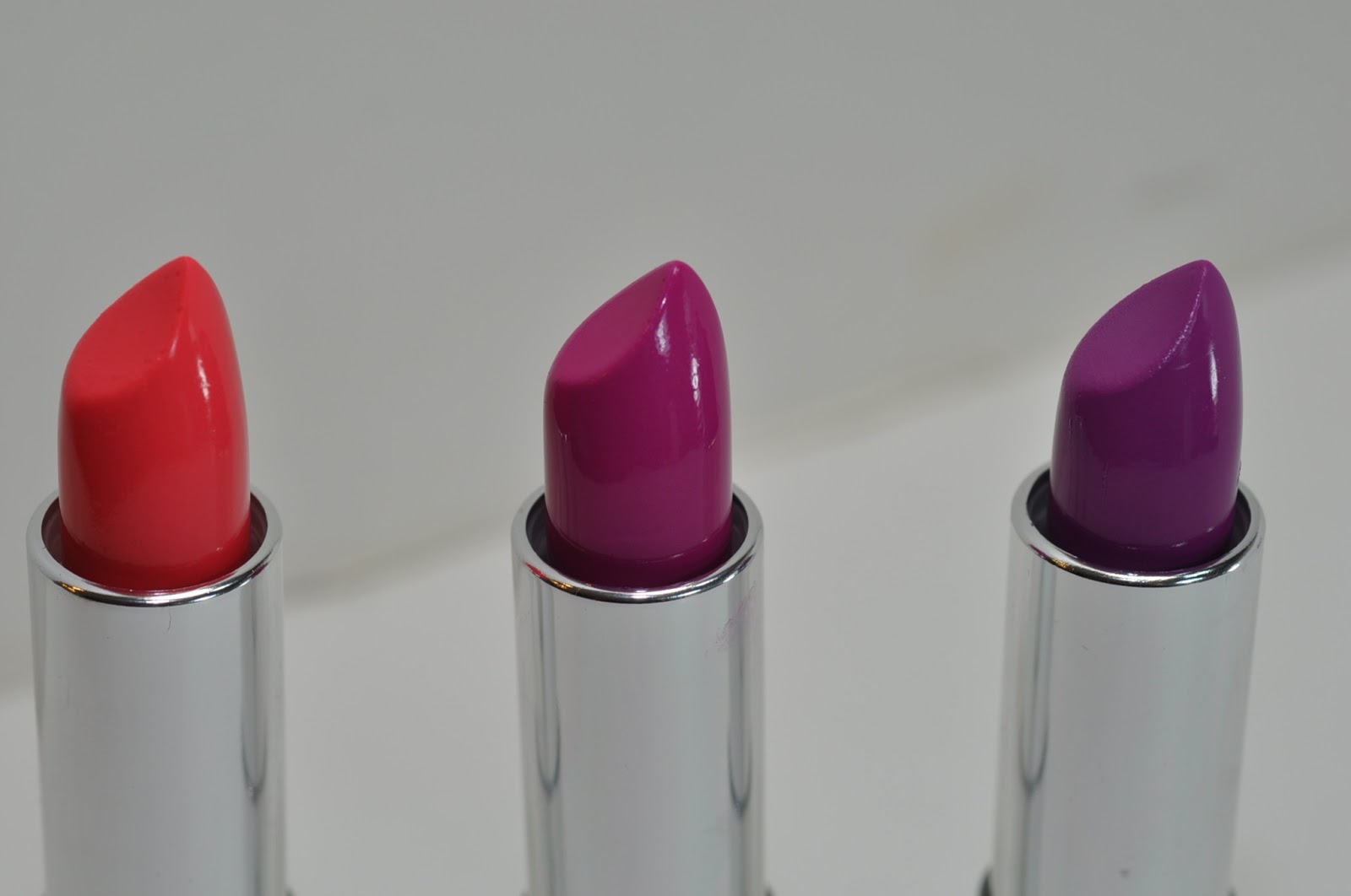 Target Spring Finds Vivid Spring Lips Using Maybelline Color