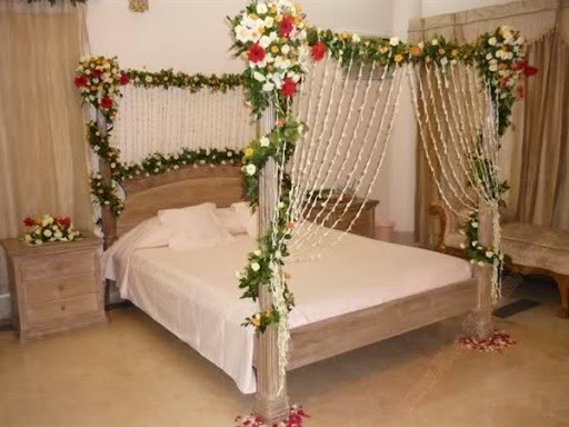Model rangkaian bunga untuk kamar pengantin 2017/2018 Model rangkaian bunga untuk kamar pengantin 2017/2018