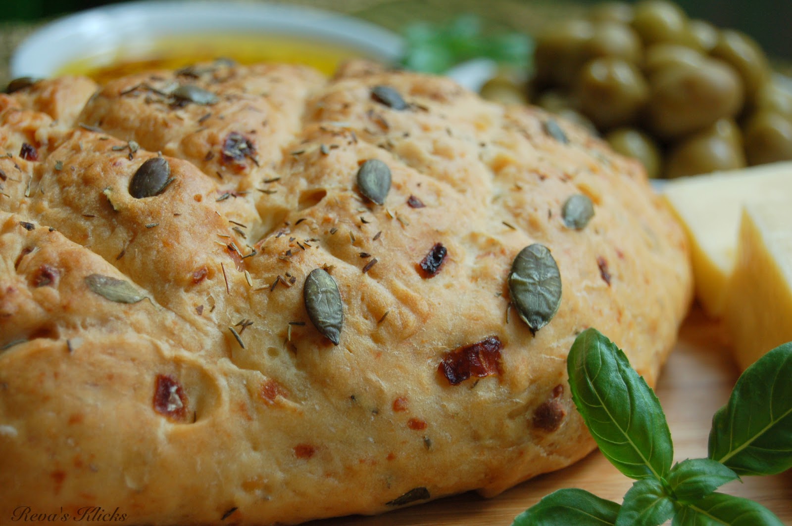 Kaarasaaram Potato Onion Bread