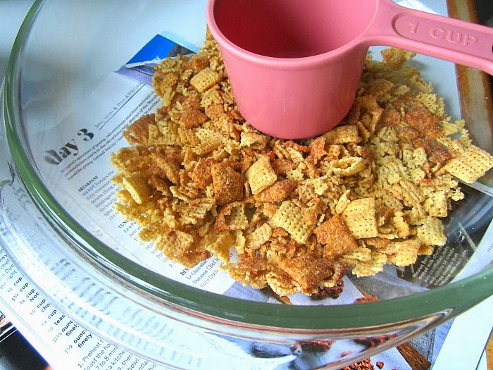 V Day Chocolate Cereal Nut Clusters