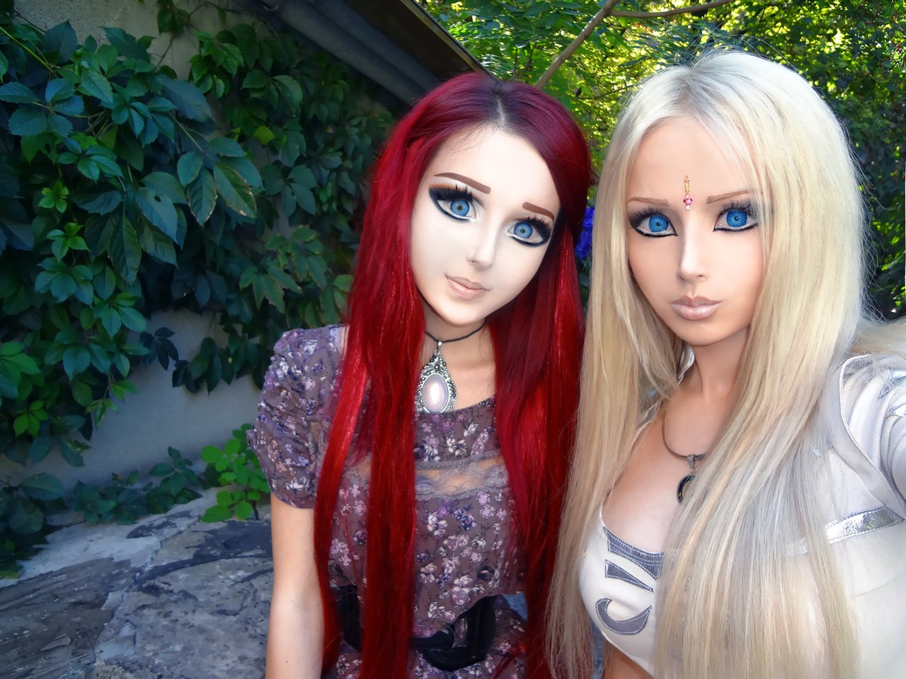 http://1.bp.blogspot.com/-jd9LcrC7HHE/UK0GwfHL01I/AAAAAAAAGzo/XBZl-leTZLA/s1600/Anime_Barbie.jpeg