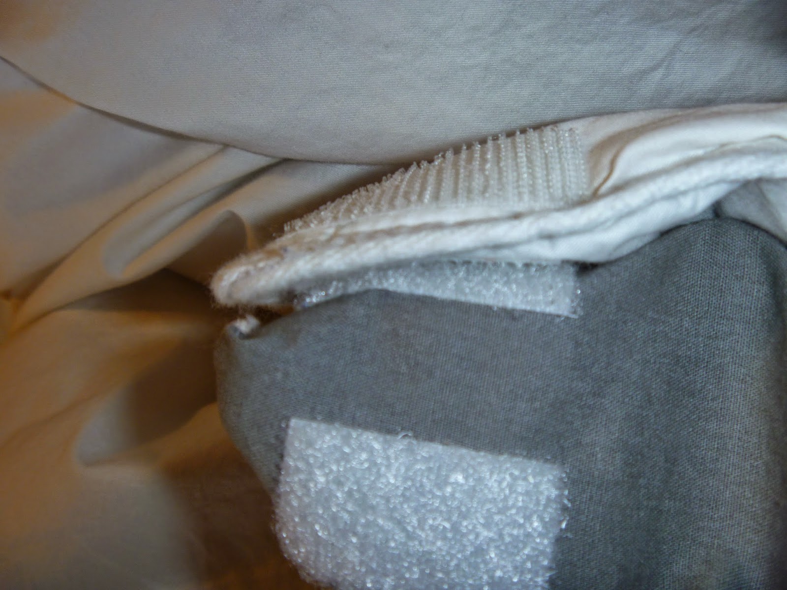Jumping Bean Soup How to attach a duvet cover to your comforter with