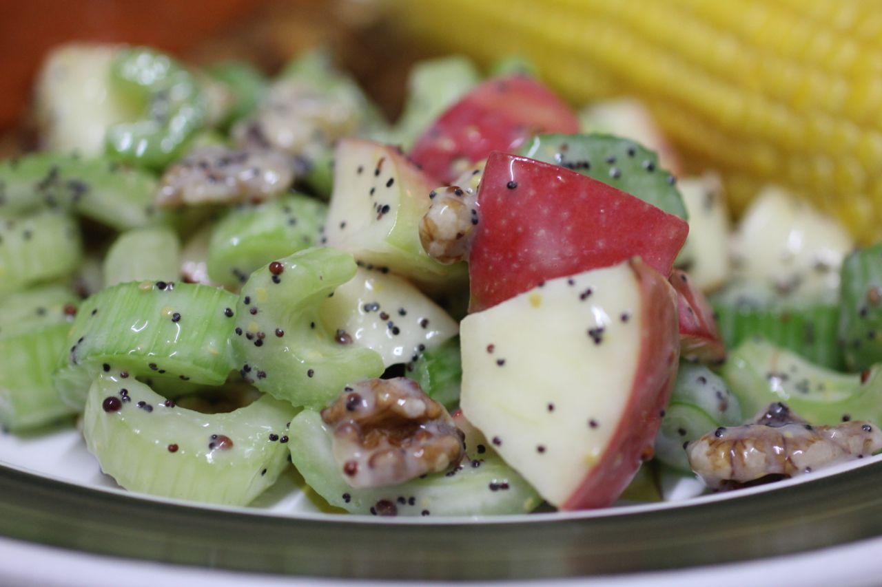 Green Gourmet Giraffe Waldorf Salad and Fawlty Towers