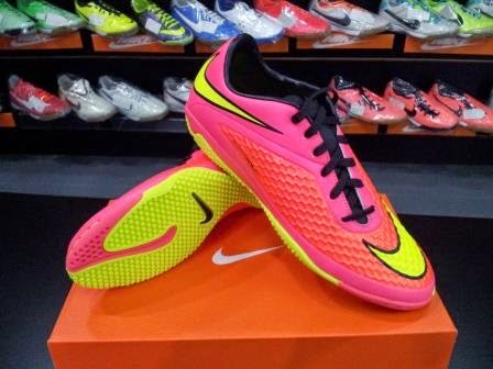 hypervenom phelon ic pink