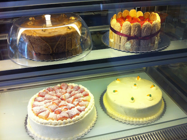 Bibs, Babs, Bobs in Amman Another cake shop in Amman The