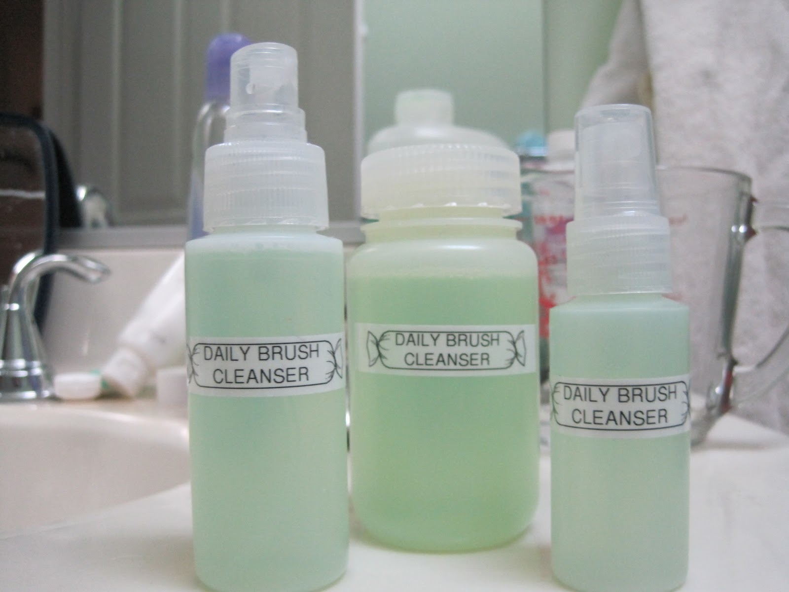 Sweet Blushes DIY Daily Makeup Brush Cleanser