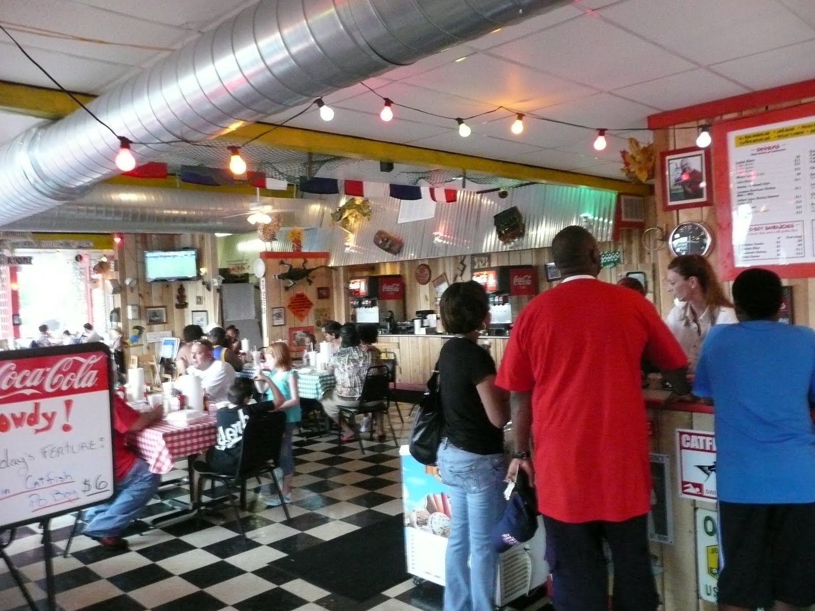 PIG OUT SPOTS Uncle Bud's Catfish Shack (Nashville, TN)