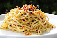 Espaguete com Tomate-Seco (vegana)