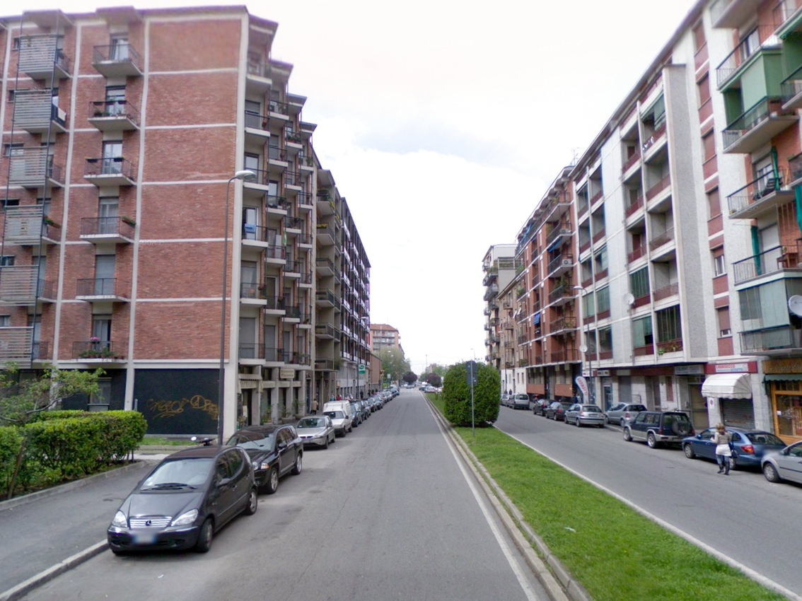 Urbanfile Blog Milano Lorenteggio Via Leone Tolstoj, che gran