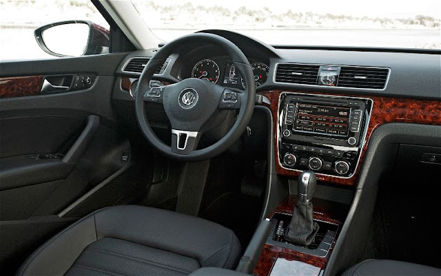 Volkswagen Passat 2012 года