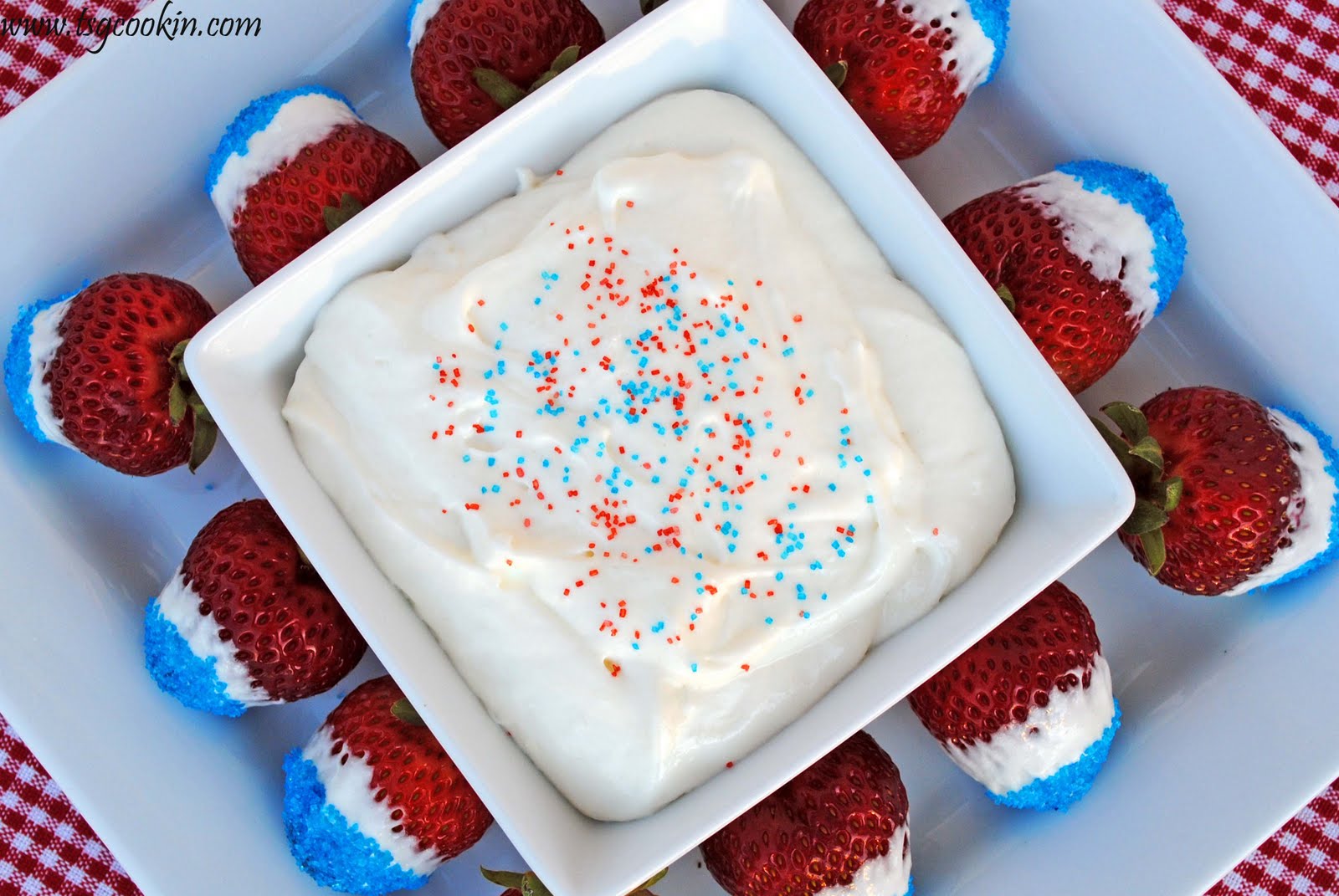 Cream Cheese Marshmallow Fruit Dip