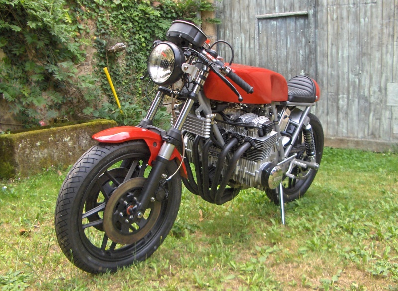 Benelli-Sei-Cafe-Racer-02.jpg