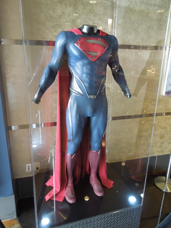 man+of+steel+superman+costume.jpg