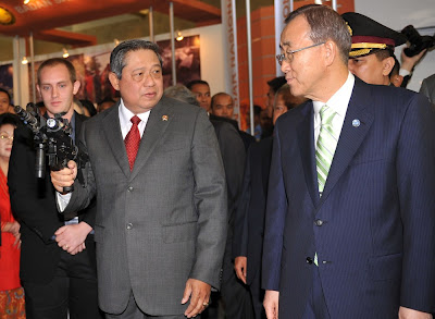 Presiden SBY & Sekjen PBB Ban Ki Moon dengan SS2 V5
