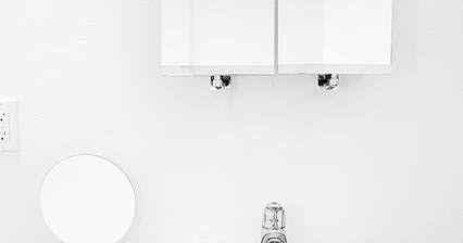 NoneLand: MUEBLE DE BAÑO