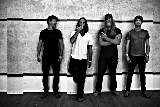 http://www.reefband.com