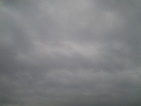 Sperimentazione Dei Tablet In Albosaggia Sondrio Cielo Coperto Di Nuvole Prima Grigie E Poi Bianche Splendenti Al Sole