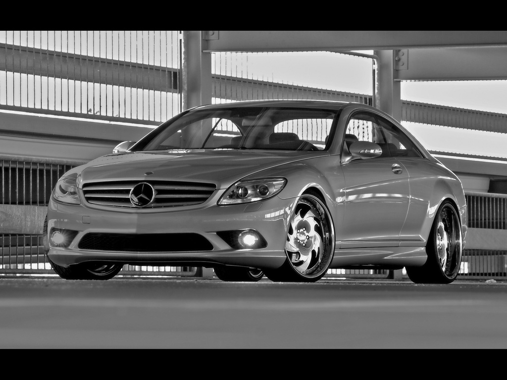 http://1.bp.blogspot.com/-jnqYhwg0N2o/ThNkVY-ANSI/AAAAAAAAG0U/4PvmtszBfbg/s1600/Mercedes-Benz+CL+45+Wallpapers+1.jpg