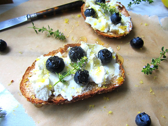 Blueberry Ricotta Crostini