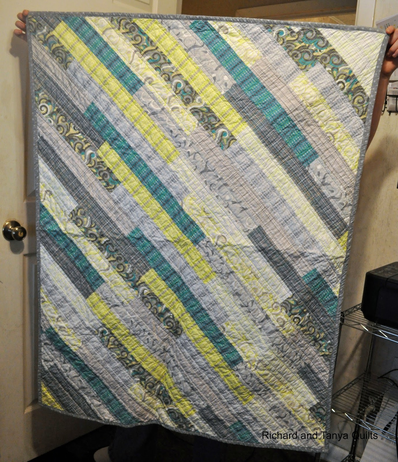 Richard and Tanya Quilts Diagonal Quilt and Pattern.