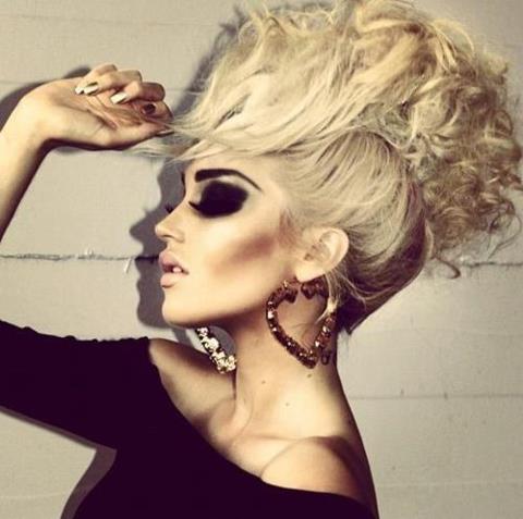 My goth! makeup tutorial Artists Within Official Blog: Fashion Friday-Wearable Gothic makeup