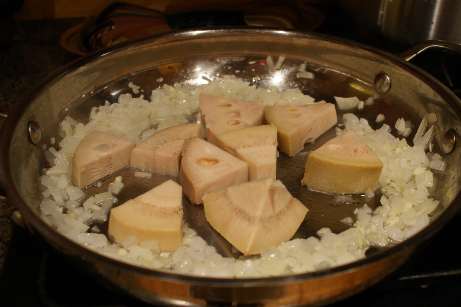 Vegan Fazool Testers Spicy Korean BBQ Jackfruit and Pull Apart Buns!