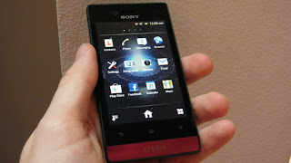 Sony Xperia Miro (Pictures)