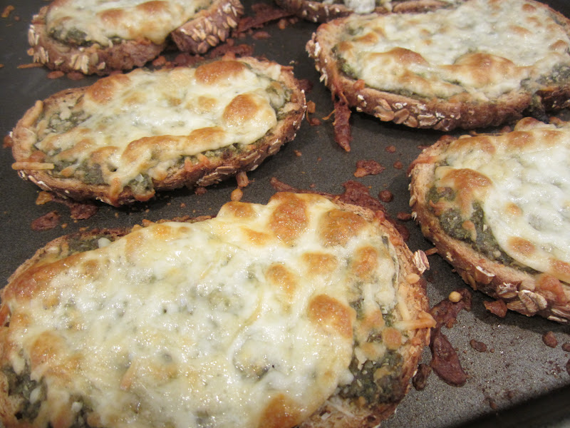 The Full Plate Blog super easy kale pesto (and the many meals it became)