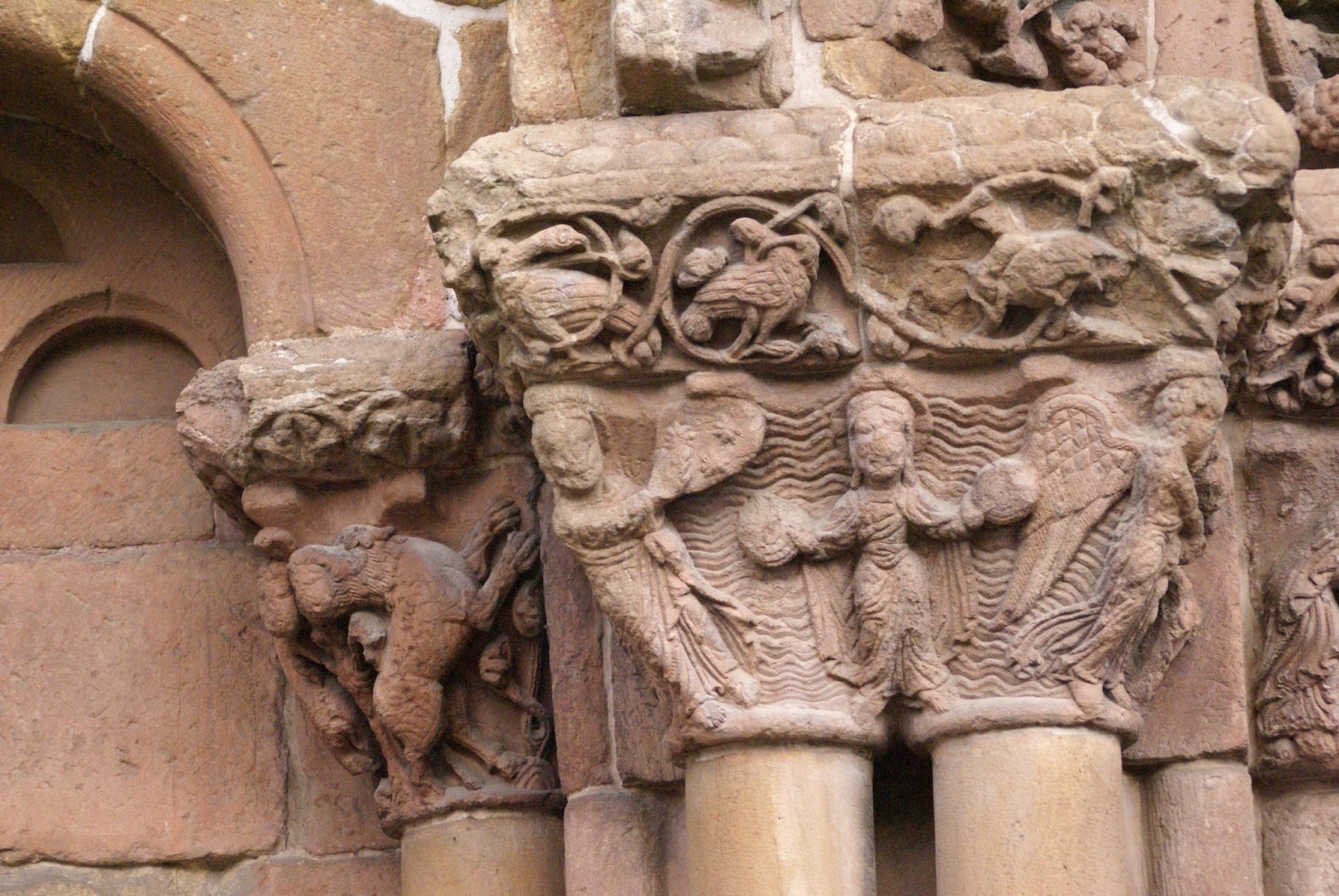 A SOLAS CON CLIO Santo Domingo de Soria, la iglesia donde el románico