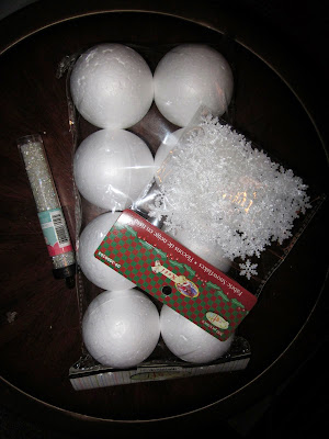 Refuge Creative: DIY Christmas Balls