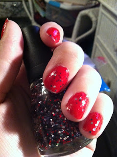 Simple Nails: Red and Black Nails