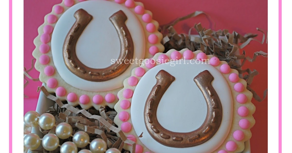 Sweet Goosie Girl Horseshoe Cookies