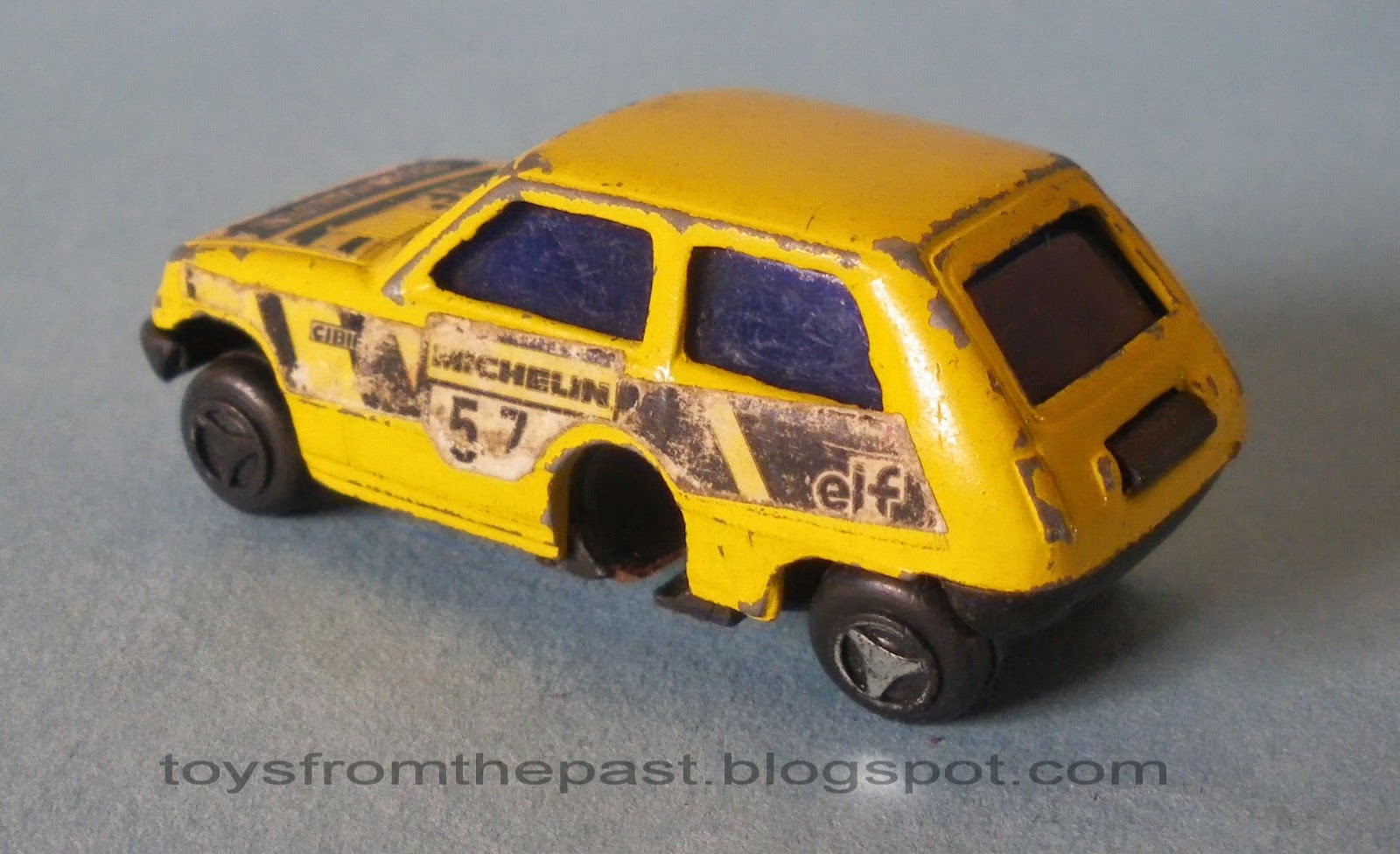 Toys From The Past 451 Gisima Renault 5 Ford Fiesta