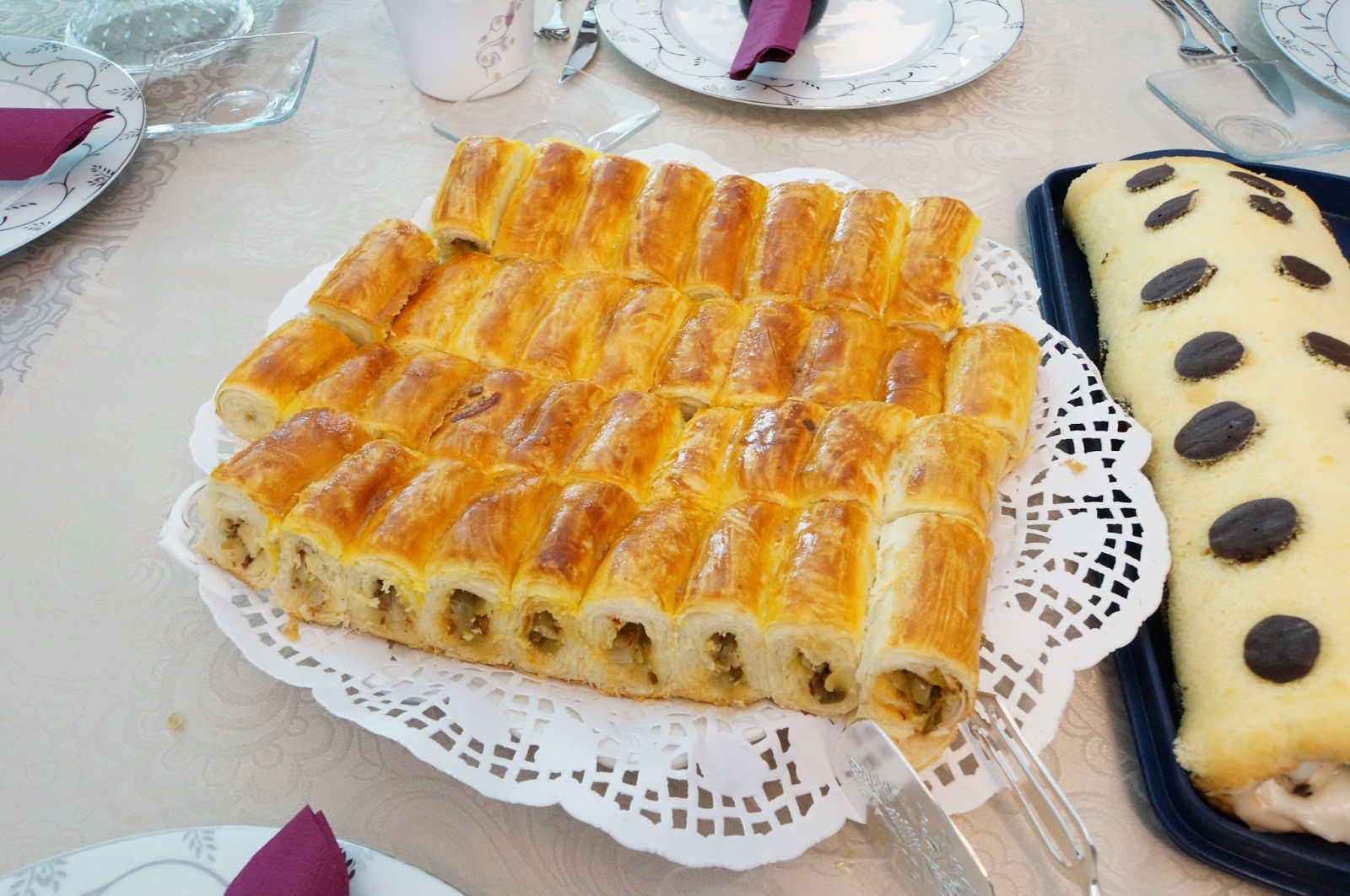 MAHARETLİ MUTFAK PIRASALI KOL BÖREĞİ(EL AÇMASI)