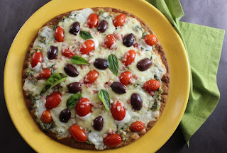 Quick Spinach Olive Pizza Appetizer
